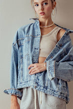 Load image into Gallery viewer, Urban Daizy - DENIM BUTTON-UP JACKET