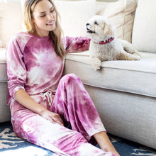 Load image into Gallery viewer, DM Merchandising - Hello Mello® Dyes The Limit Lounge Top 2.0