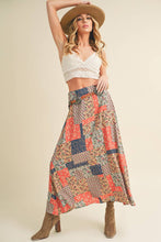 Load image into Gallery viewer, AEMI + CO - 773DN Bradyn Print Skirt 3