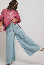 Load image into Gallery viewer, Urban Daizy - Pleated Wide-Leg Button Closure Pants