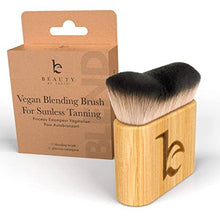 Load image into Gallery viewer, Beauty By Earth - Self Tanner Application Kabuki Body Blending Brush