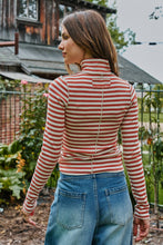 Load image into Gallery viewer, Urban Daizy - Contrast Seam Turtleneck Knit Top