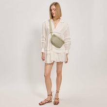 Load image into Gallery viewer, Moda Luxe - Gizelle Belt Bag