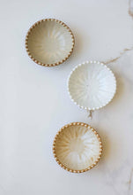 Load image into Gallery viewer, Fodory - Ruffled Edge Ceramic Pinch Bowls