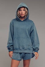 Load image into Gallery viewer, Urban Daizy - Vintage Wash Oversized Brushed Hoodie