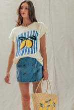 Load image into Gallery viewer, Urban Daizy - Lemon Graphic Knit Vest Citrus Print
