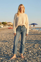 Load image into Gallery viewer, ARTEMIS VINTAGE - TUMMY CONTROL HIGH RISE STRAIGHT LEG JEANS