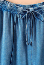 Load image into Gallery viewer, Urban Daizy - Mineral Wash Cotton Crop Tank & Wide Leg Pant Set