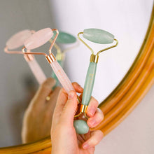 Load image into Gallery viewer, Beauty By Earth - Rose Quartz Face Roller