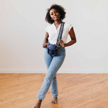 Load image into Gallery viewer, Ellie Crossbody Bag *AS SEEN IN ANTHROPOLOGIE*: Pink