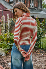 Load image into Gallery viewer, Urban Daizy - Contrast Seam Turtleneck Knit Top