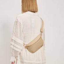 Load image into Gallery viewer, Moda Luxe - Gizelle Belt Bag
