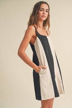 Load image into Gallery viewer, MIOU MUSE - D3367   COLOR BLOCK LINEN MINI DRESS
