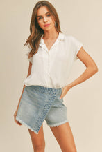 Load image into Gallery viewer, MIOU MUSE - MMT1194   BUTTON DOWN CAP SLEEVE SHIRTS

