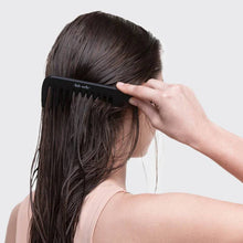 Load image into Gallery viewer, KITSCH - Detangle Wide Tooth Comb
