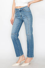 Load image into Gallery viewer, ARTEMIS VINTAGE - WESTERN DETAILING HIGH RISE STRAIGHT LEG JEANS
