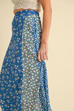 Load image into Gallery viewer, AEMI + CO - 745BK Melanie Skirt
