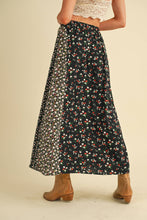 Load image into Gallery viewer, AEMI + CO - 745BK Melanie Skirt
