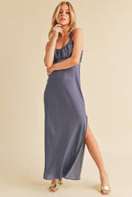 Load image into Gallery viewer, AEMI + CO - 437BD Mae Dress 3

