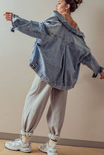 Load image into Gallery viewer, Urban Daizy - DENIM BUTTON-UP JACKET

