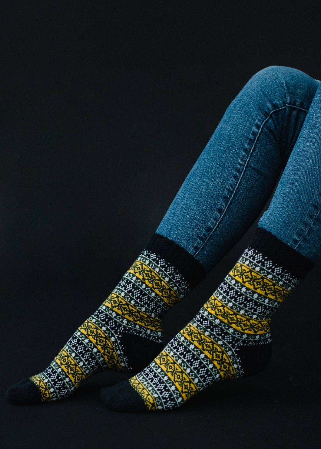 Dk Navy, Yellow & Olive Pattern Socks