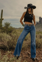 Load image into Gallery viewer, ARTEMIS VINTAGE - ECO FABRIC HIGH RISE RELAXED FLARE JEANS
