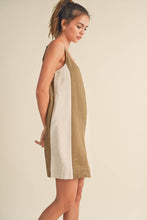 Load image into Gallery viewer, MIOU MUSE - D3367   COLOR BLOCK LINEN MINI DRESS
