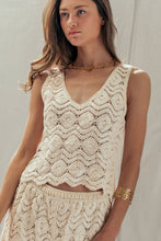 Load image into Gallery viewer, Urban Daizy - Natural Crochet Wavy V-Neck Tank
