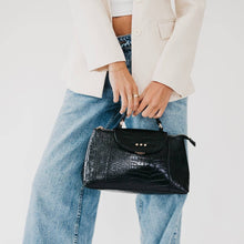 Load image into Gallery viewer, Pretty Simple - Elena Croc Embossed Crossbody
