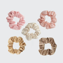 Load image into Gallery viewer, KITSCH - Scrunchies Metallic (Blush)
