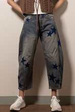 Load image into Gallery viewer, Urban Daizy - Sea of Stars Barrel Jeans
