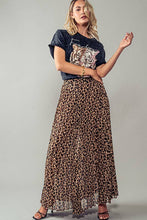 Load image into Gallery viewer, LEOPARD ANIMAL PRINT PLEATED MIDI SKIRT: LEOPARD / S-2/M-2/L-2
