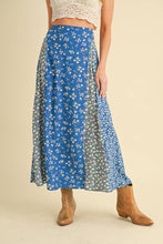Load image into Gallery viewer, AEMI + CO - 745BK Melanie Skirt
