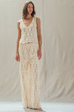 Load image into Gallery viewer, Urban Daizy - Natural Crochet Wavy V-Neck Tank
