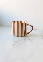 Load image into Gallery viewer, Fodory - Simple Striped Mug

