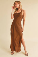 Load image into Gallery viewer, AEMI + CO - 437BD Mae Dress 3
