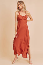 Load image into Gallery viewer, AEMI + CO - 437BD Mae Dress 3
