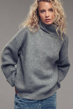Load image into Gallery viewer, Urban Daizy - Relaxed Waffle Knit High Neck Sweater
