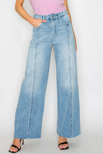 Load image into Gallery viewer, ARTEMIS VINTAGE - INSEAM TRANSFORM  MID RISE WIDE LEG JEANS
