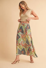 Load image into Gallery viewer, AEMI + CO - 773DN Bradyn Print Skirt 3
