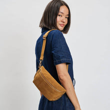 Load image into Gallery viewer, Moda Luxe - Gizelle-Suede Belt Bag
