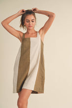 Load image into Gallery viewer, MIOU MUSE - D3367   COLOR BLOCK LINEN MINI DRESS
