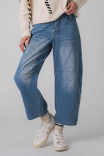 Load image into Gallery viewer, Urban Daizy - Heart of the Stitch Crewneck Sweater
