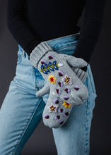 Load image into Gallery viewer, Grey Hand Stitched Floral Knit Mittens
