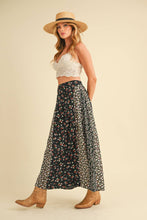 Load image into Gallery viewer, AEMI + CO - 745BK Melanie Skirt
