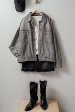 Load image into Gallery viewer, Urban Daizy - DENIM BUTTON-UP JACKET
