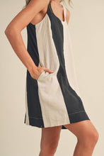 Load image into Gallery viewer, MIOU MUSE - D3367   COLOR BLOCK LINEN MINI DRESS
