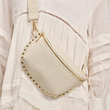 Load image into Gallery viewer, Moda Luxe - Gizelle Belt Bag
