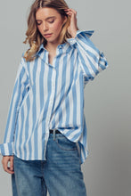 Load image into Gallery viewer, Urban Daizy - Oversized Stripe Button Down Collared Shirt
