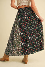 Load image into Gallery viewer, AEMI + CO - 745BK Melanie Skirt
